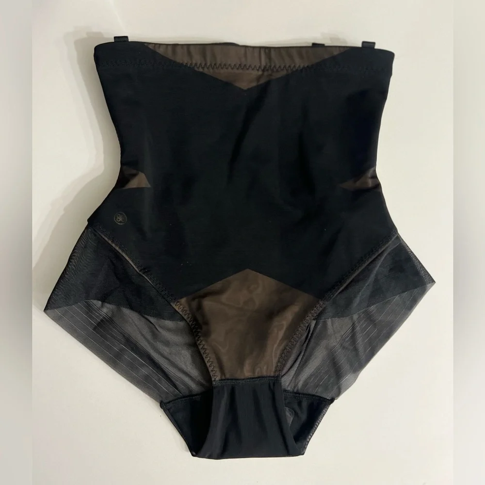 HoneyLove SuperPower Brief Size Small